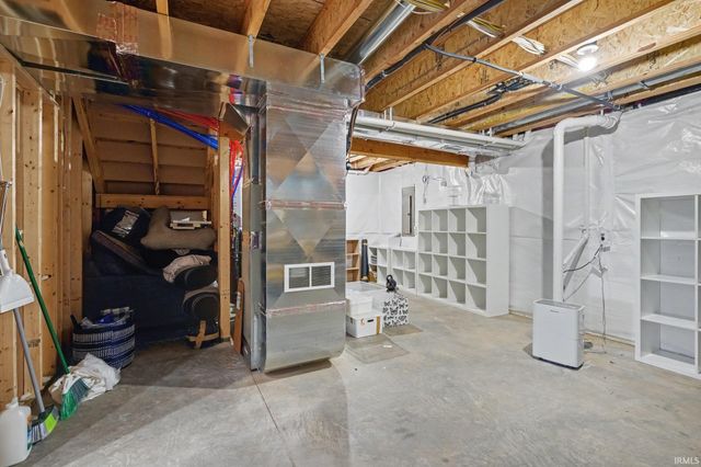 54825 Black Oak Court, Bristol, IN 46507