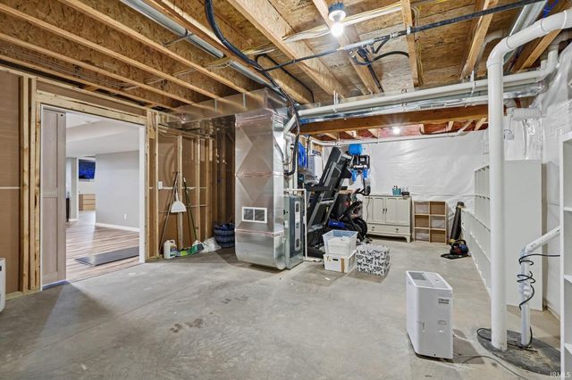 54825 Black Oak Court, Bristol, IN 46507