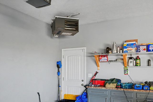 54825 Black Oak Court, Bristol, IN 46507