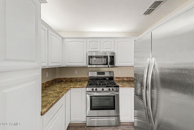 8874 W PIUTE Avenue, Peoria, AZ 85382