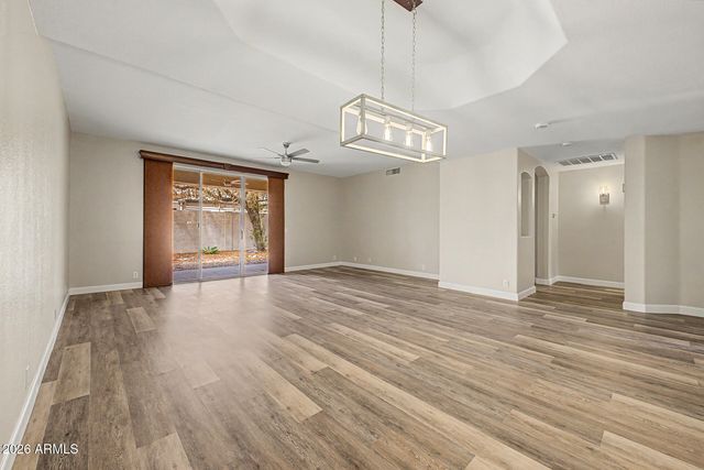 8874 W PIUTE Avenue, Peoria, AZ 85382