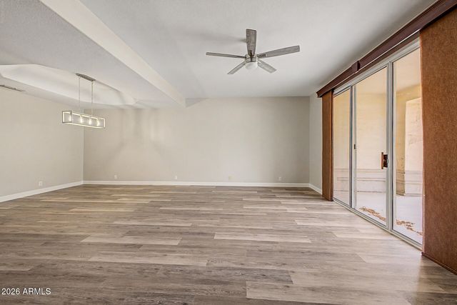 8874 W PIUTE Avenue, Peoria, AZ 85382