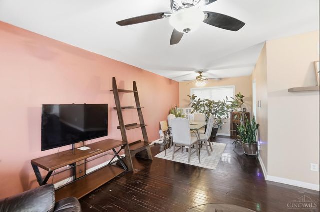 564 Waycross Road, Forest Park, OH 45240