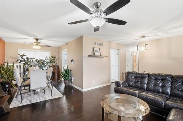 564 Waycross Road, Forest Park, OH 45240