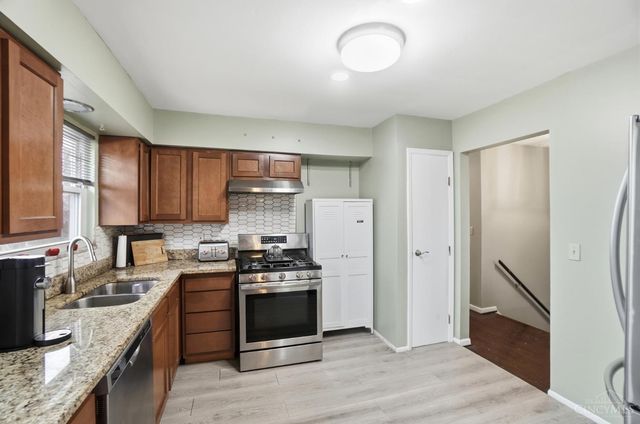 564 Waycross Road, Forest Park, OH 45240