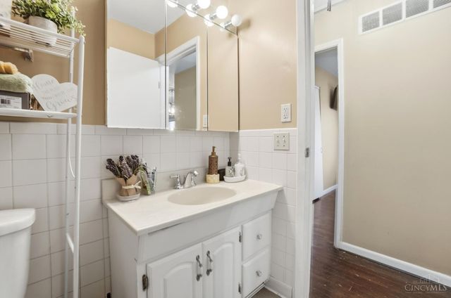 564 Waycross Road, Forest Park, OH 45240