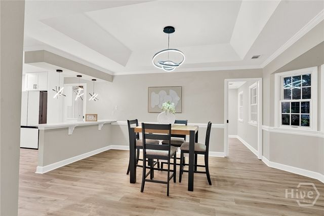 5 Fletcher Lane, Savannah, GA 31411