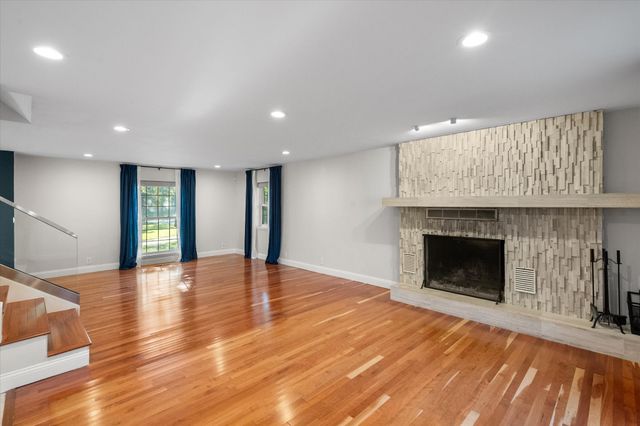 6522 Mark Drive, Burleson, TX 76028