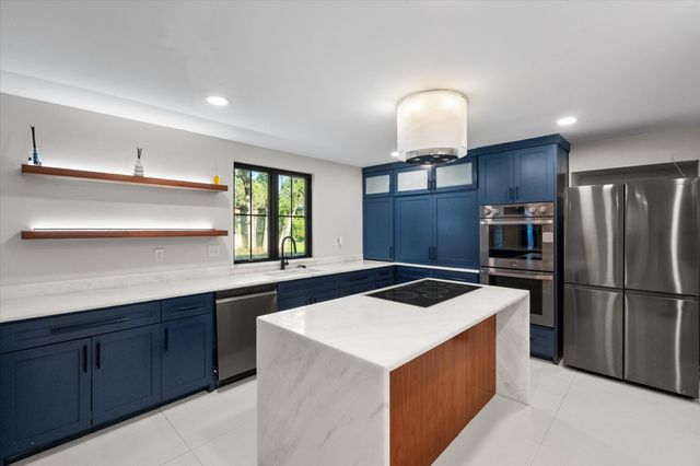 6522 Mark Drive, Burleson, TX 76028