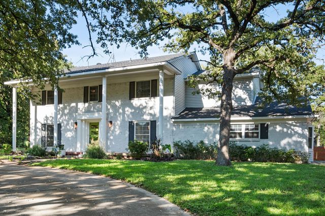 6522 Mark Drive, Burleson, TX 76028