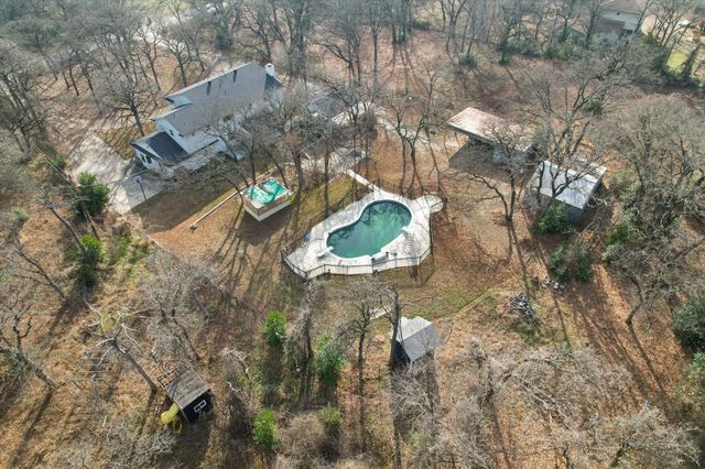 6522 Mark Drive, Burleson, TX 76028