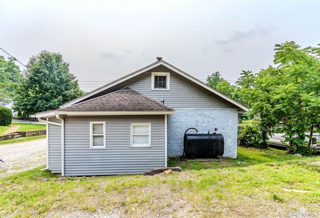 378 E Main Street, Jefferson Valley, NY 10535