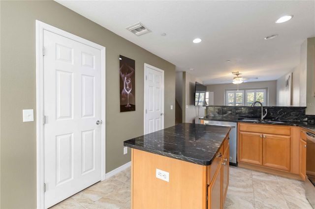 8614 MAJESTIC ELM COURT, Lakewood Ranch, FL 34202