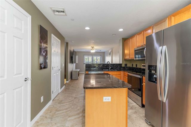 8614 MAJESTIC ELM COURT, Lakewood Ranch, FL 34202