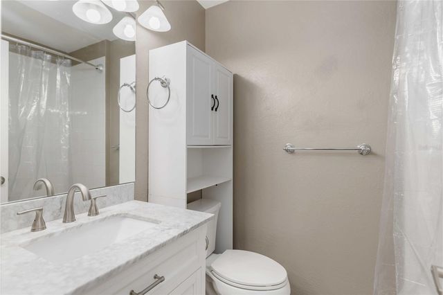 8614 MAJESTIC ELM COURT, Lakewood Ranch, FL 34202