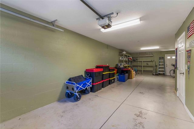 8614 MAJESTIC ELM COURT, Lakewood Ranch, FL 34202