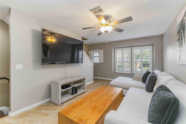 8614 MAJESTIC ELM COURT, Lakewood Ranch, FL 34202