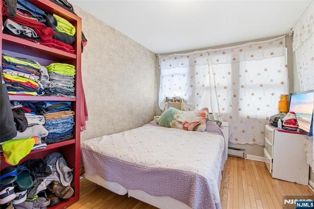 166 W Demarest Avenue, Englewood, NJ 07631