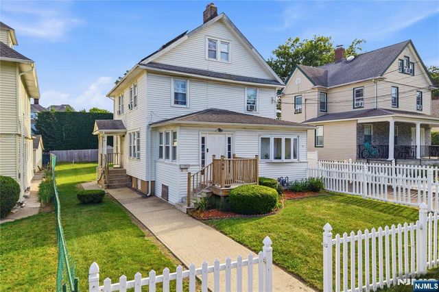 166 W Demarest Avenue, Englewood, NJ 07631