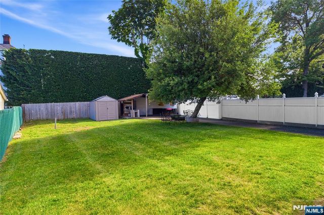 166 W Demarest Avenue, Englewood, NJ 07631