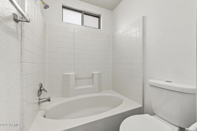 2820 S 64TH Drive, Phoenix, AZ 85043
