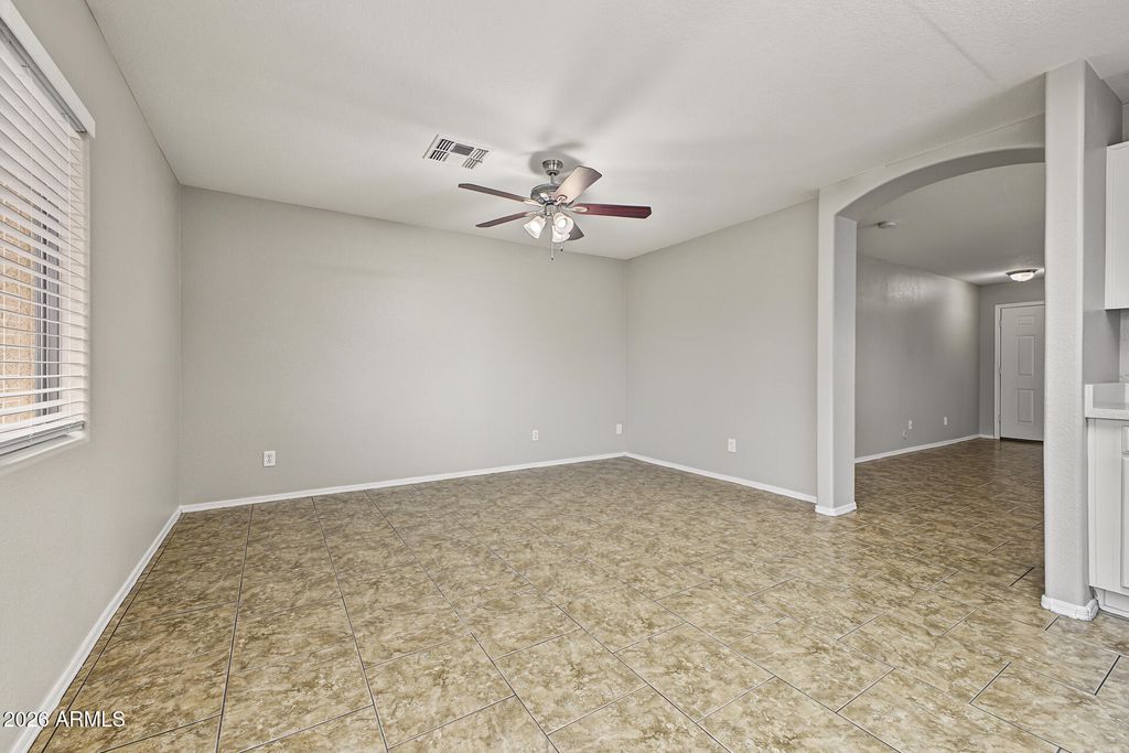 2820 S 64TH Drive, Phoenix, AZ 85043 — photo 5