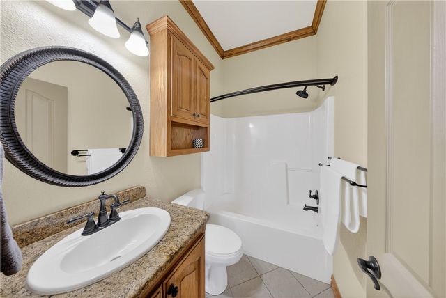 3 Oak Ridge Lane, Bentonville, AR 72712