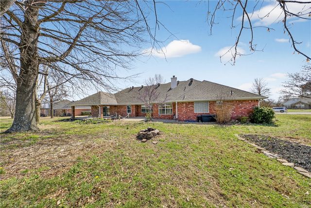 3 Oak Ridge Lane, Bentonville, AR 72712