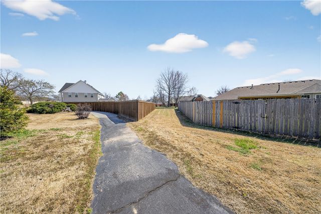 3 Oak Ridge Lane, Bentonville, AR 72712