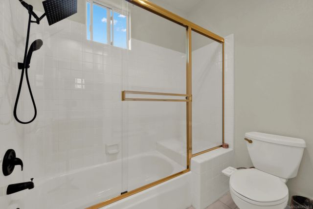 1563 Andorre Gln, Escondido, CA 92029