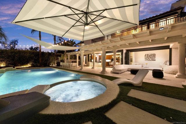1563 Andorre Gln, Escondido, CA 92029
