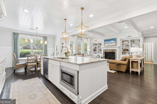 2715 S Bamby Lane NE, Brookhaven, GA 30319