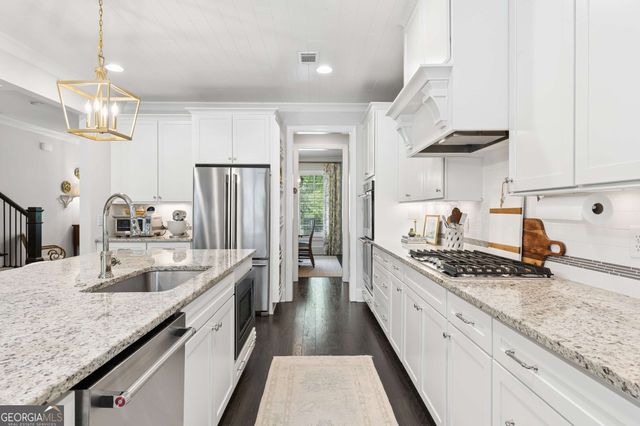 2715 S Bamby Lane NE, Brookhaven, GA 30319