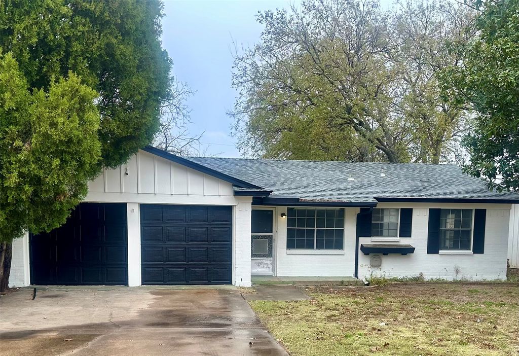 1511 Laurel Lane, Plano, TX 75074