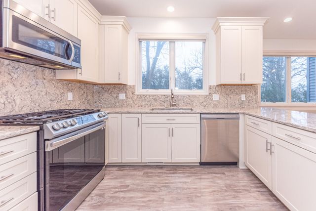 2965 Kimberley Road, Ann Arbor, MI 48104