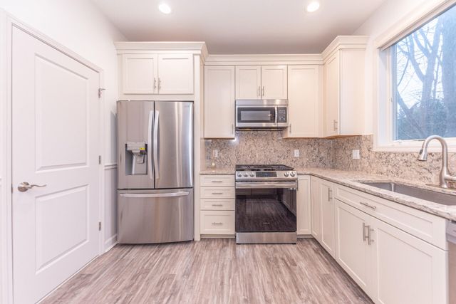 2965 Kimberley Road, Ann Arbor, MI 48104