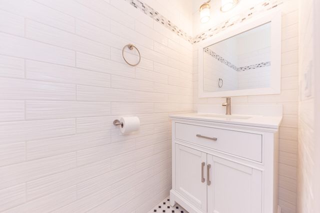 2965 Kimberley Road, Ann Arbor, MI 48104