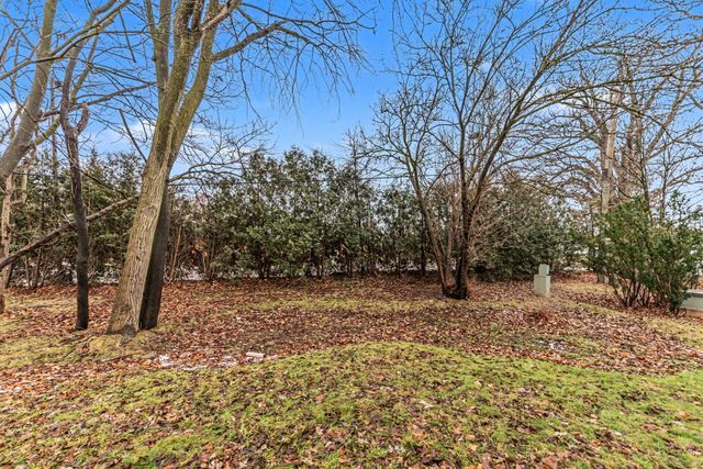 2965 Kimberley Road, Ann Arbor, MI 48104