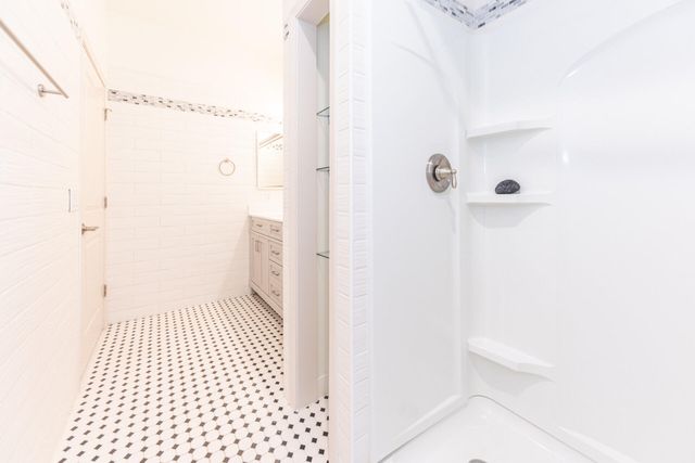 2965 Kimberley Road, Ann Arbor, MI 48104