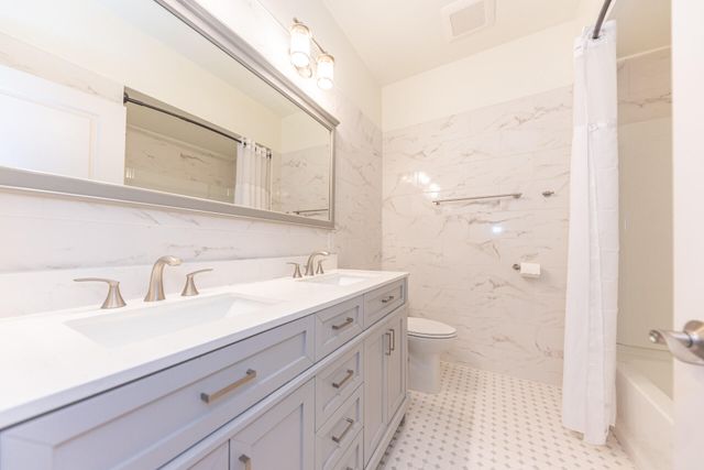 2965 Kimberley Road, Ann Arbor, MI 48104