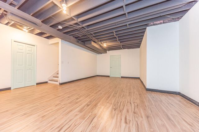 2965 Kimberley Road, Ann Arbor, MI 48104