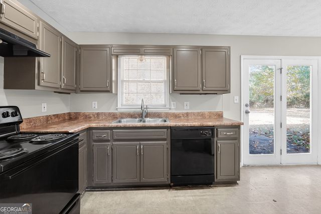 20 Roundup Place, Ellenwood, GA 30294