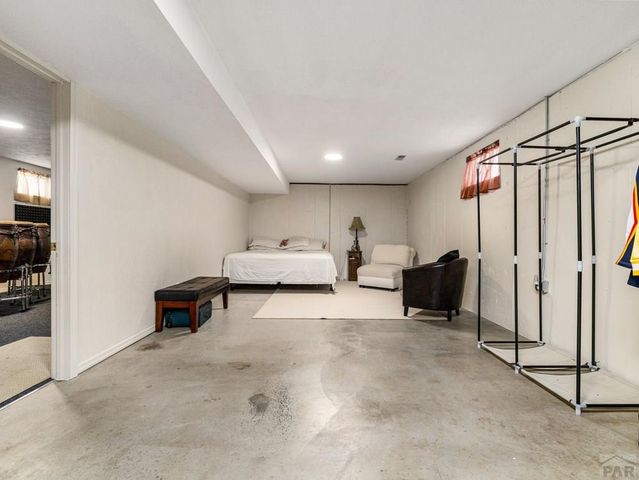 27454 Preston Rd, Pueblo, CO 81006