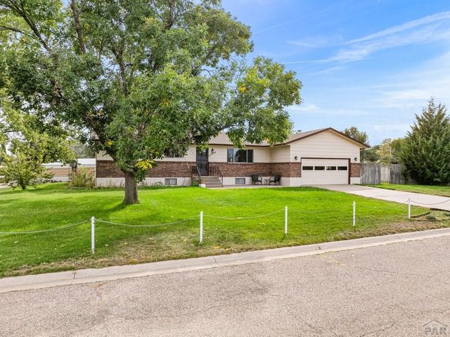 27454 Preston Rd, Pueblo, CO 81006