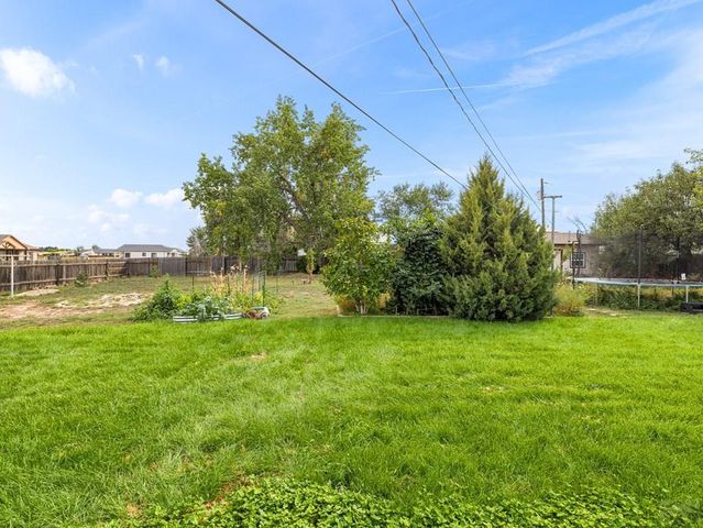 27454 Preston Rd, Pueblo, CO 81006