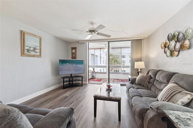 325 WILDER BOULEVARD A404, Daytona Beach, FL 32114