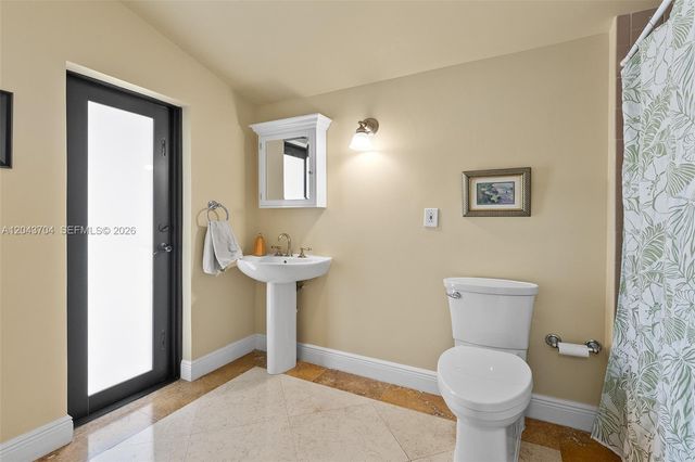 7430 SW 142nd Terrace, Palmetto Bay, FL 33158