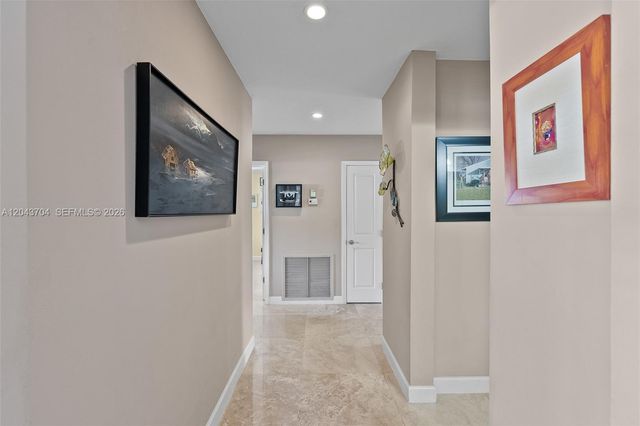 7430 SW 142nd Terrace, Palmetto Bay, FL 33158