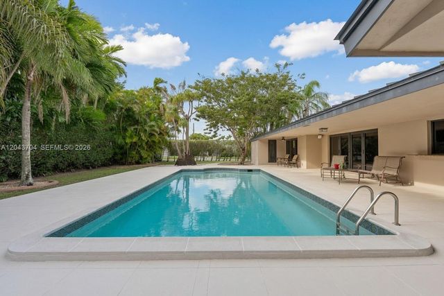 7430 SW 142nd Terrace, Palmetto Bay, FL 33158