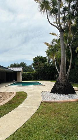 7430 SW 142nd Terrace, Palmetto Bay, FL 33158